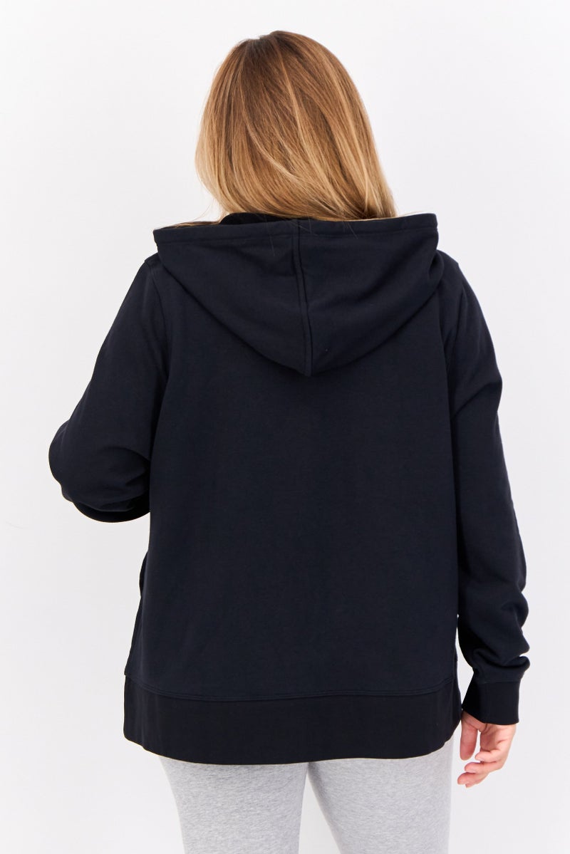 Nike بلوزة رياضية نسائية بأكمام طويلة مناسبة في الهواء الطلق، سوداء - Image 4